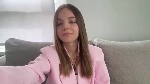 Lisa online show from July 9, 1:26 pm