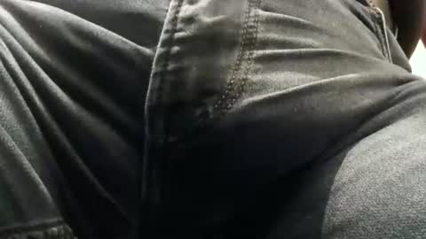 armandbigcock_juceswallower online show from December 2, 4:35 pm