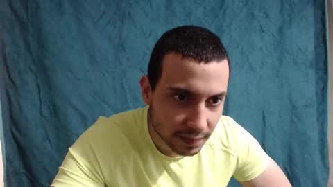 Snapshot of armando_2002 chatting on December 20, 6:04 pm ARMANDO online show from December 20, 6:04 pm