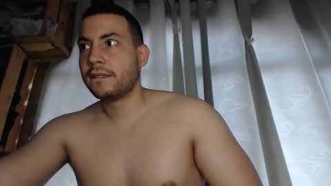 Snapshot of armando_2002 chatting on March 4, 5:41 pm ARMANDO online show from March 4, 5:41 pm