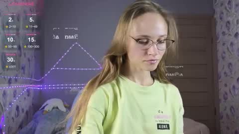 armurra online show from September 25, 4:43 pm