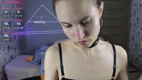 armurra online show from October 28, 9:02 am