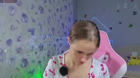 armurra online show from July 28, 2:13 pm
