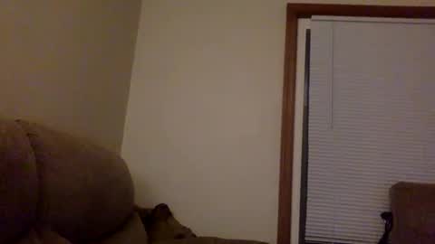 armyguy5311 online show from April 10, 1:11 am