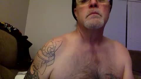 armyguy5311 online show from June 5, 6:52 am