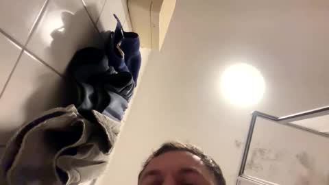 armyskater32 online show from November 5, 9:48 pm