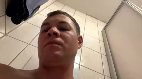 armyskater32 online show from November 30, 9:30 pm