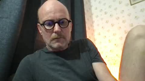 Snapshot of arn7169 chatting on April 15, 3:08 pm Arn online show from April 15, 3:08 pm