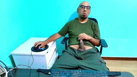 arnelux72 online show from June 23, 5:49 am