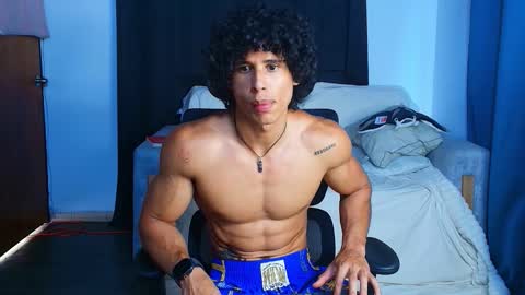 Snapshot of arnold_black69 chatting on March 15, 6:14 pm arnold black online show from March 15, 6:14 pm