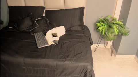 Arohom Lester online show from January 14, 11:27 am