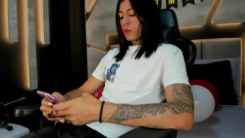 Arohom Lester online show from February 12, 11:16 am