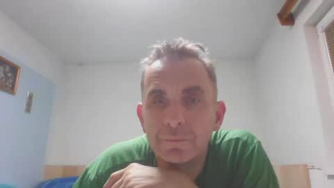 Snapshot of aromannn chatting on December 18, 7:41 pm aromannn online show from December 18, 7:41 pm