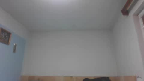 Snapshot of aromannn chatting on December 19, 5:08 pm aromannn online show from December 19, 5:08 pm
