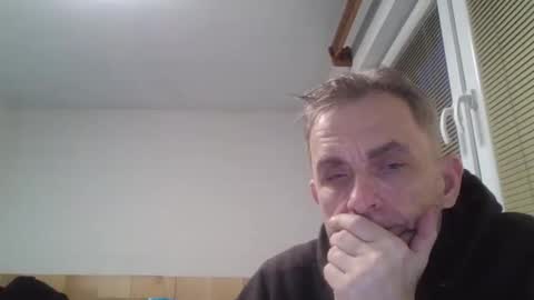 Snapshot of aromannn chatting on February 11, 4:12 pm aromannn online show from February 11, 4:12 pm