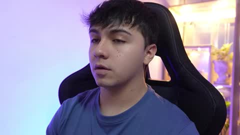 Snapshot of aron__cooper chatting on March 12, 2:34 pm aron__cooper online show from March 12, 2:34 pm