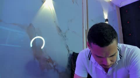 aron and molly online show from January 15, 12:10 pm