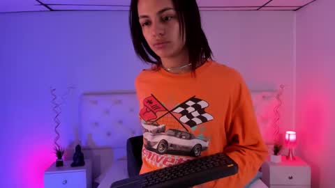 Snapshot of aron_cruz12 chatting on September 20, 1:45 pm Aron cruz online show from September 20, 1:45 pm