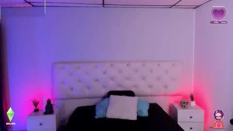 Snapshot of aron_cruz12 chatting on October 17, 1:25 pm Aron cruz online show from October 17, 1:25 pm