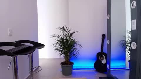 Aron Santoro online show from October 30, 12:39 pm