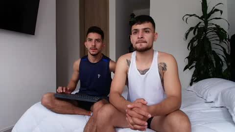 Aron Santoro online show from May 10, 3:50 pm