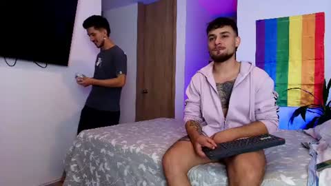 Aron Santoro online show from June 18, 10:58 pm