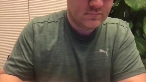Aaron online show from February 26, 5:42 am