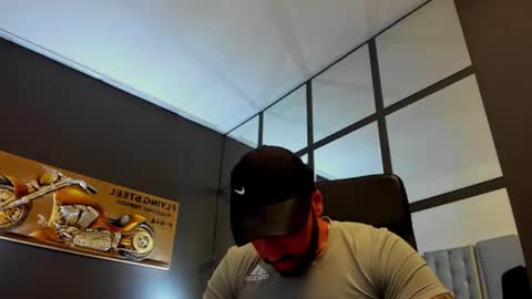AronGrant online show from June 20, 8:17 am