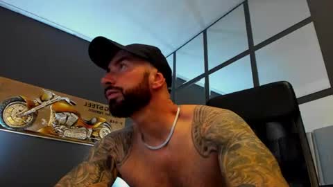 AronGrant online show from June 21, 8:28 am