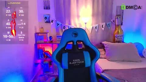 noah and ivy online show from September 25, 10:57 pm