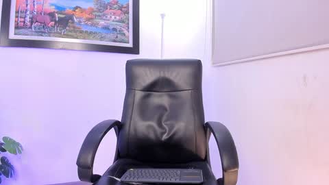   online show from January 5, 12:09 am