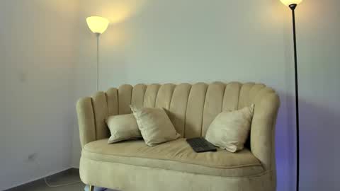   online show from September 11, 9:59 pm