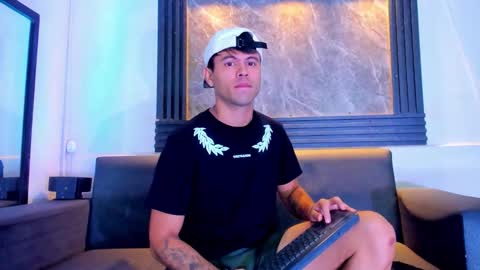 Aroon   online show from November 13, 11:42 am