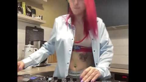 arri_ella online show from November 30, 1:09 am