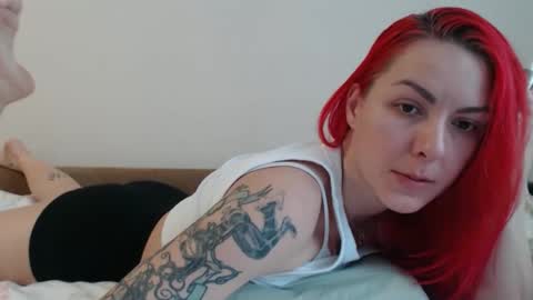 arri_ella online show from February 10, 2:15 am