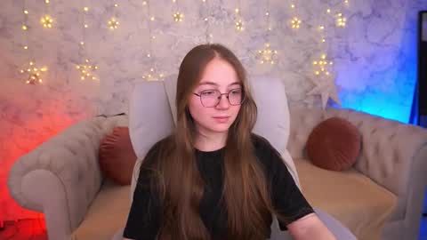 arrinawair online show from February 4, 9:04 am