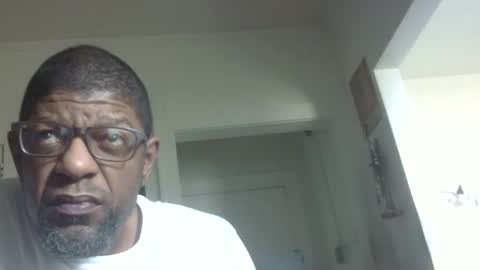 Snapshot of arteblazze chatting on November 14, 4:49 pm Arteblazze not daddy boy bitch or nigga online show from November 14, 4:49 pm