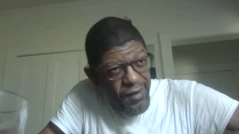 Snapshot of arteblazze chatting on November 23, 3:12 pm Arteblazze not daddy boy bitch or nigga online show from November 23, 3:12 pm