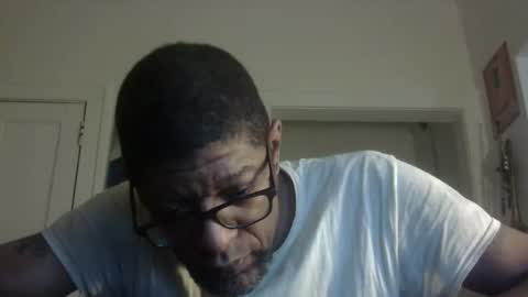 Snapshot of arteblazze chatting on November 25, 5:02 pm Arteblazze not daddy boy bitch or nigga online show from November 25, 5:02 pm