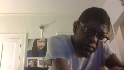 Snapshot of arteblazze chatting on January 11, 4:06 am Arteblazze not daddy boy bitch or nigga online show from January 11, 4:06 am