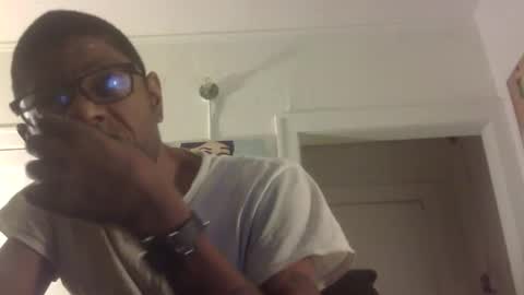 Snapshot of arteblazze chatting on February 9, 4:05 am Arteblazze not daddy boy bitch or nigga online show from February 9, 4:05 am