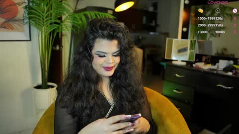 Chloe  online show from December 16, 12:48 am