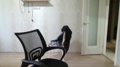 Snapshot of artem228play chatting on June 16, 1:41 am artem228play online show from June 16, 1:41 am