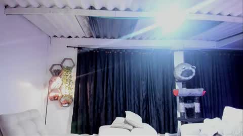 Snapshot of artemis_020 chatting on March 25, 3:01 am FENIX online show from March 25, 3:01 am