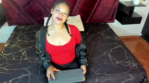Snapshot of artemis_57 chatting on May 1, 5:23 am Artemis online show from May 1, 5:23 am