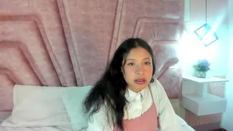 Snapshot of artemis_57 chatting on May 12, 4:42 am Artemis online show from May 12, 4:42 am