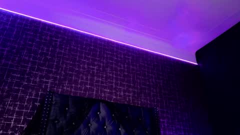 artemisablake online show from October 27, 4:33 pm