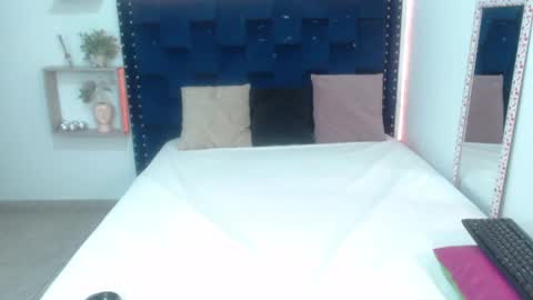 Snapshot of artemiza_love_ chatting on January 30, 12:16 pm artemiza online show from January 30, 12:16 pm