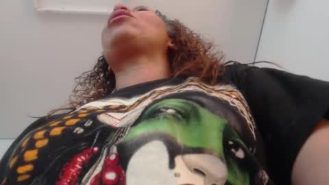 Snapshot of artemiza_love_ chatting on March 1, 12:23 pm artemiza online show from March 1, 12:23 pm