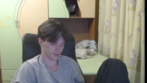 Snapshot of arthur__king chatting on June 13, 1:03 am Arthur online show from June 13, 1:03 am